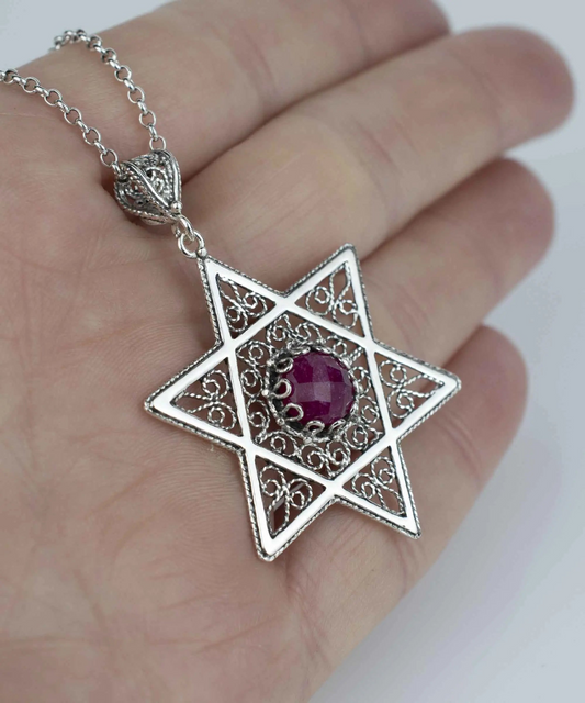 FiligranIst - Ruby Corundum Gemstone Star of David Filigree Silver Pendant Necklace