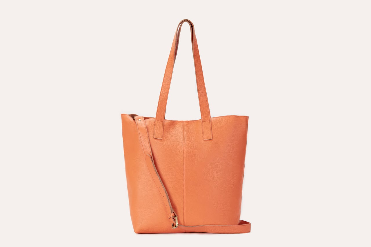 Top grain cowhide pebble leather Journalist Tote - A Symphony of Style and Functionality