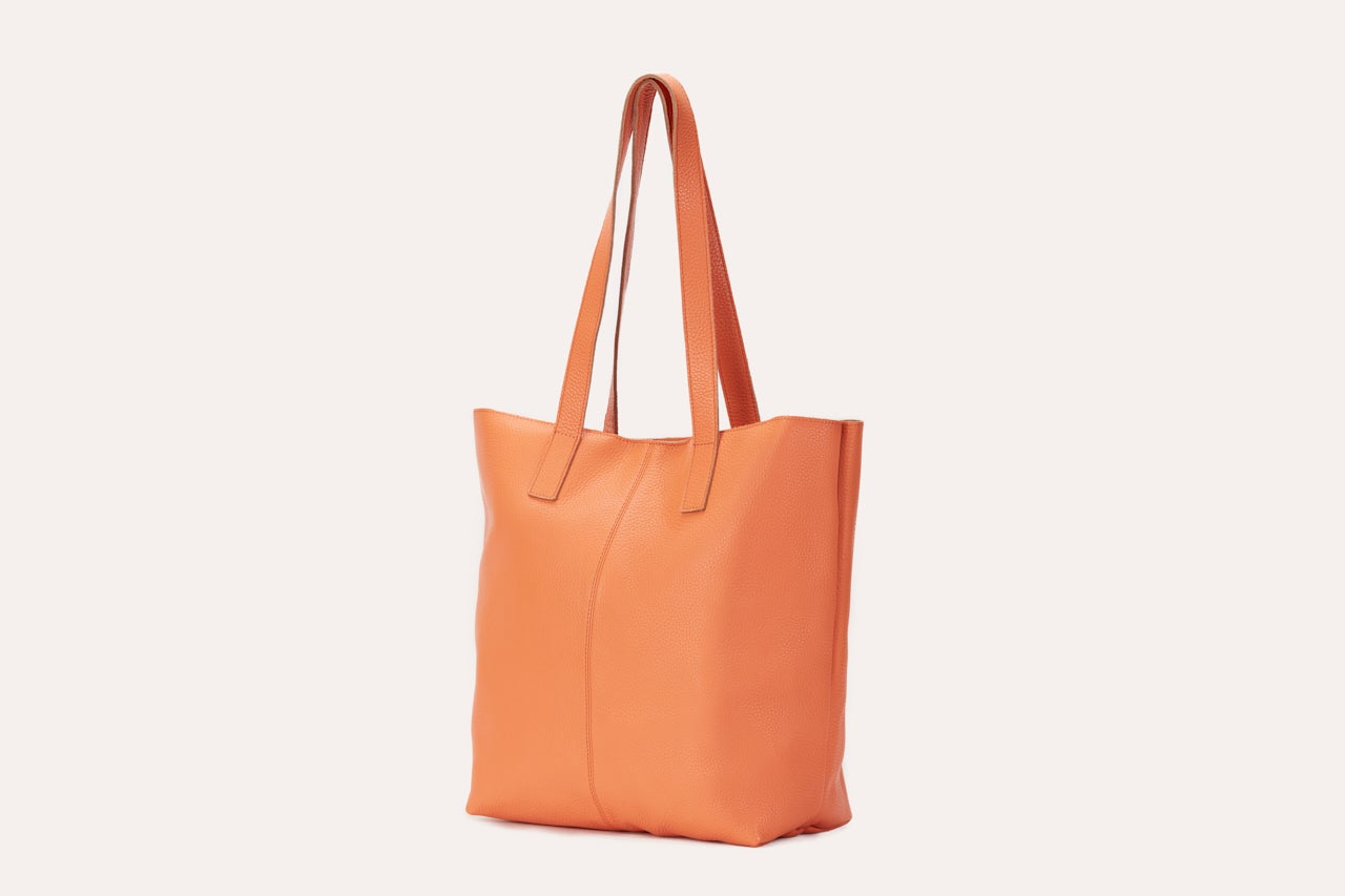 Top grain cowhide pebble leather Journalist Tote - A Symphony of Style and Functionality