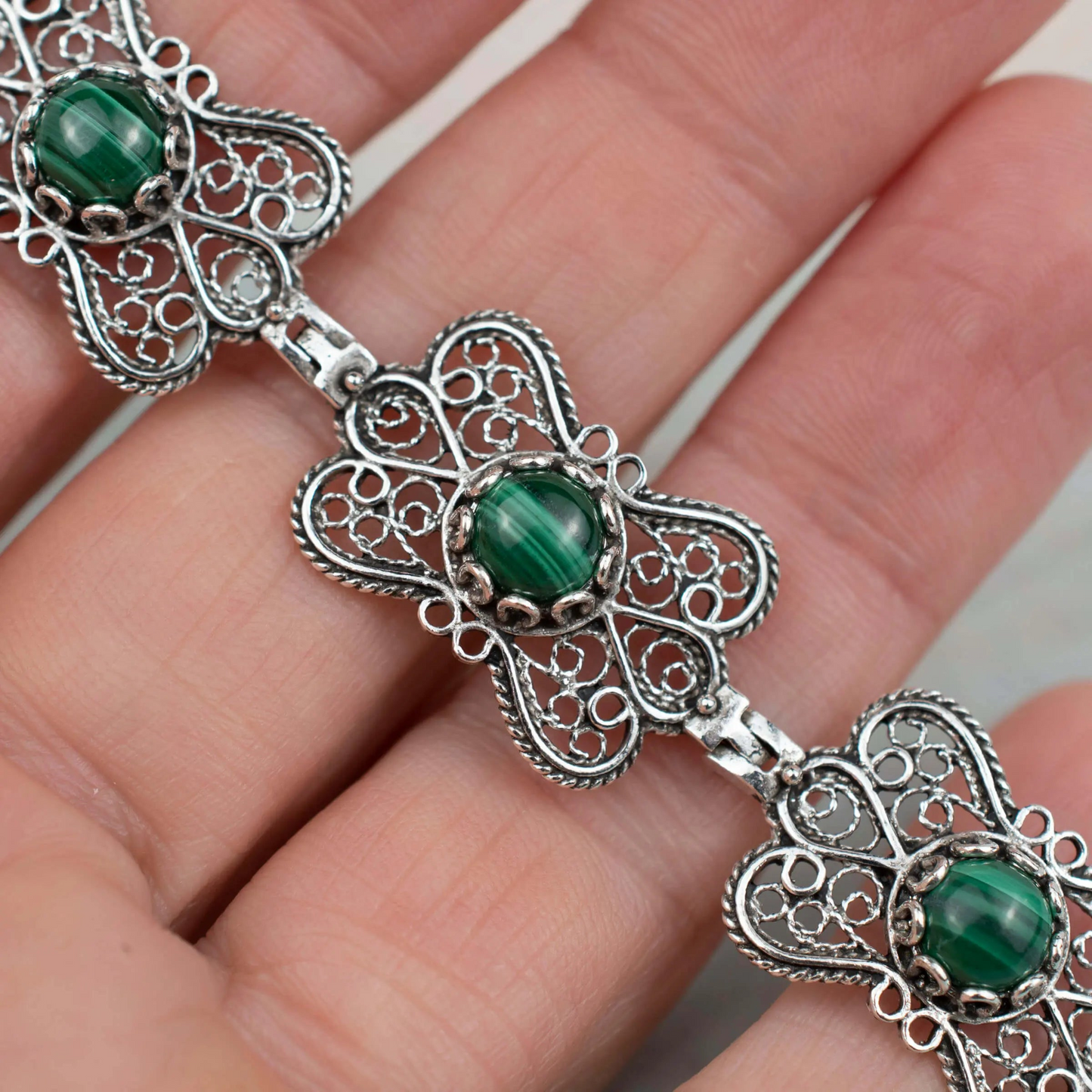 FiligranIst - Filigree Art Malachite Gemstone Women Butterfly Silver Link Bracelet