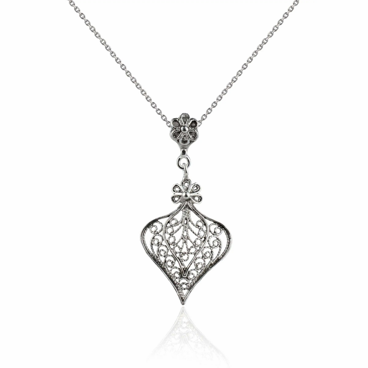 FiligranIst - Filigree Heart Pendant Necklace