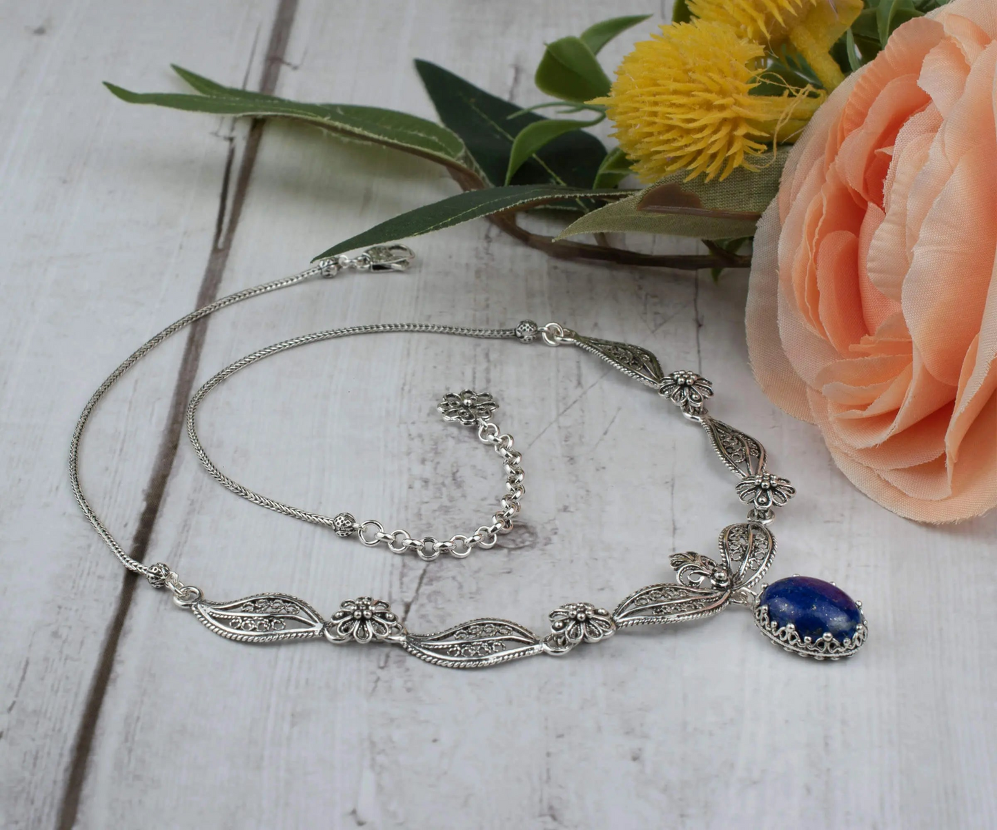 FiligranIst - Filigree Art Lapis Lazuli Gemstone Silver Princess Necklace