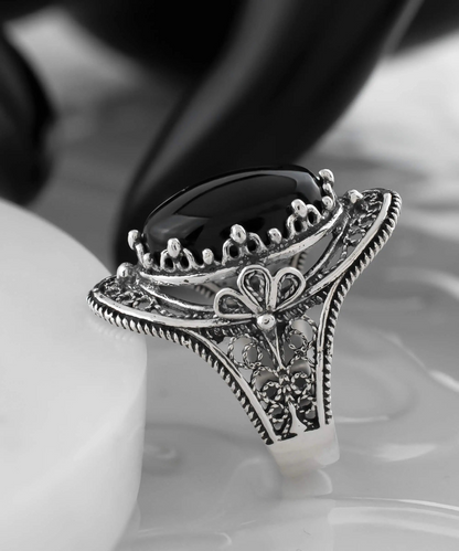 FiligranIst - Black Onyx Gemstone Filigree Silver Statement Ring