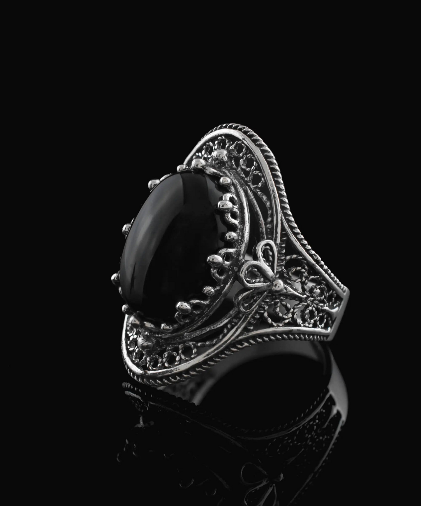 FiligranIst - Black Onyx Gemstone Filigree Silver Statement Ring