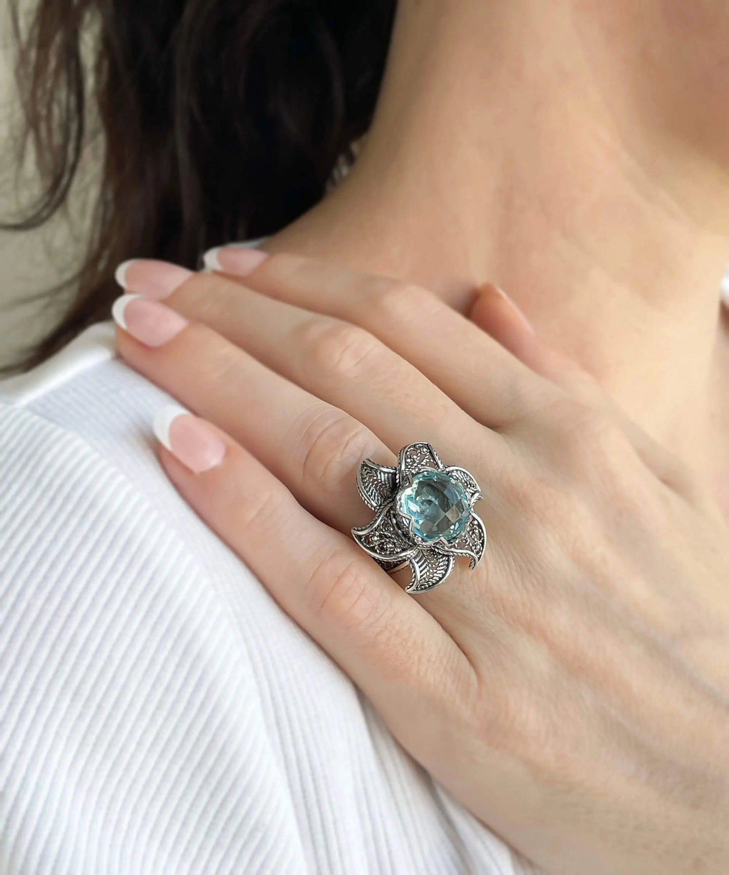 FiligranIst - Lotus Flower Blue Topaz Women's Silver Ring