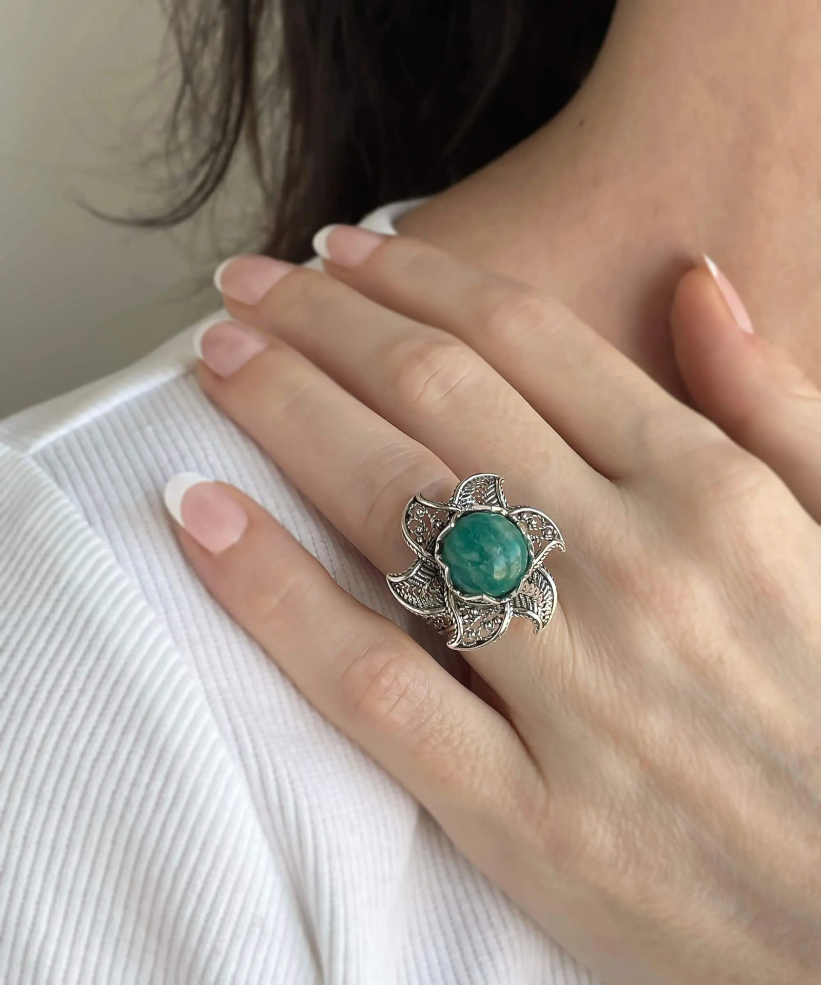 47720625