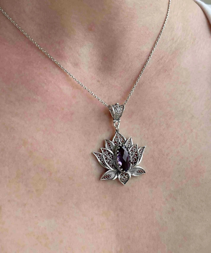 FiligranIst - Filigree Art Amethyst Gemstone Blossoming Lotus Flower Women Silver Pendant Necklace