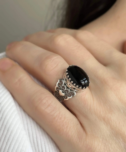 FiligranIst - Black Onyx Double Heart Filigree Sterling Silver Statement Ring