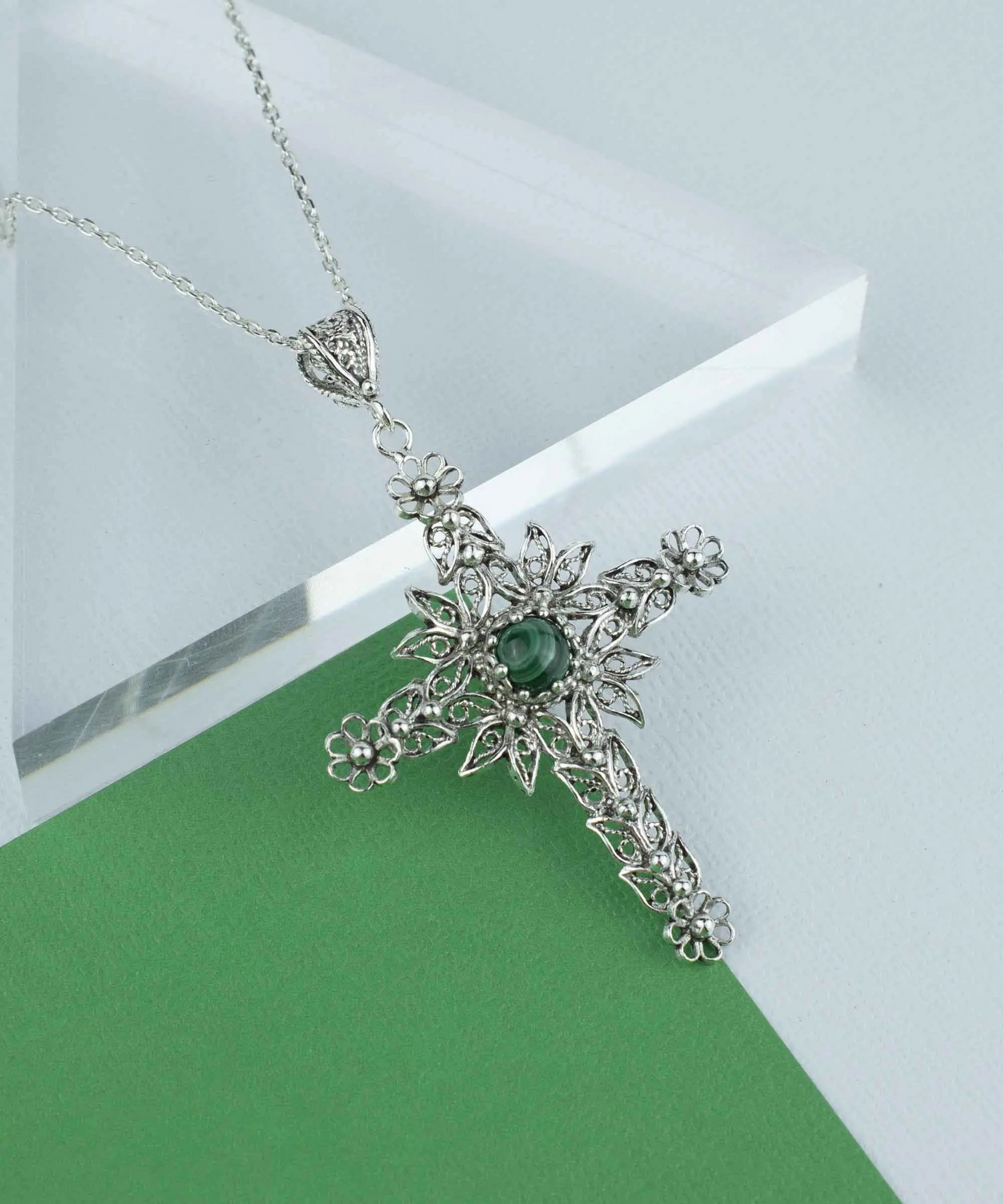 FiligranIst - Filigree Art Malachite Gemstone Silver Cross Pendant Necklace