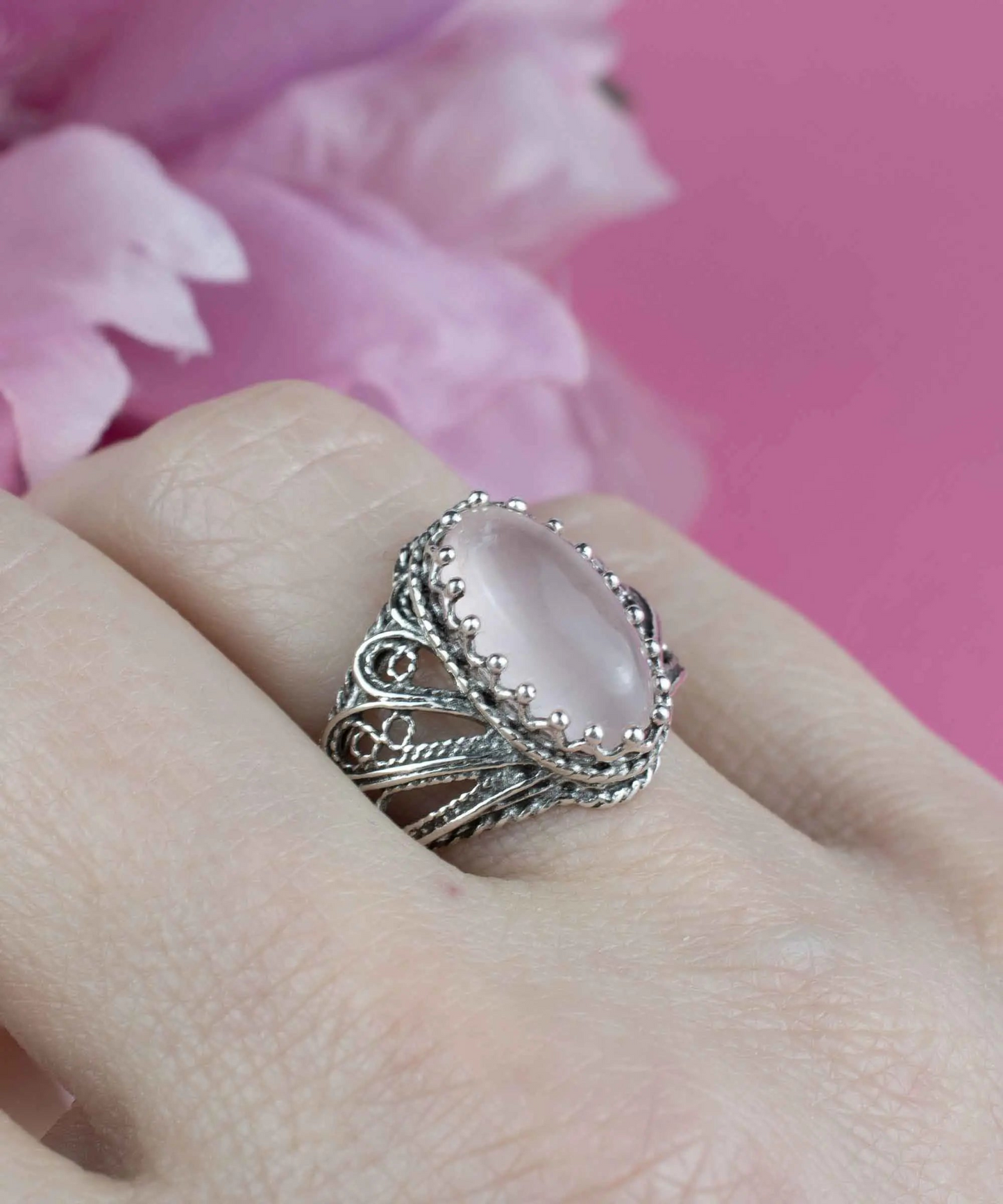 FiligranIst - Sterling Silver Rose Quartz Angel Wings Cocktail Ring