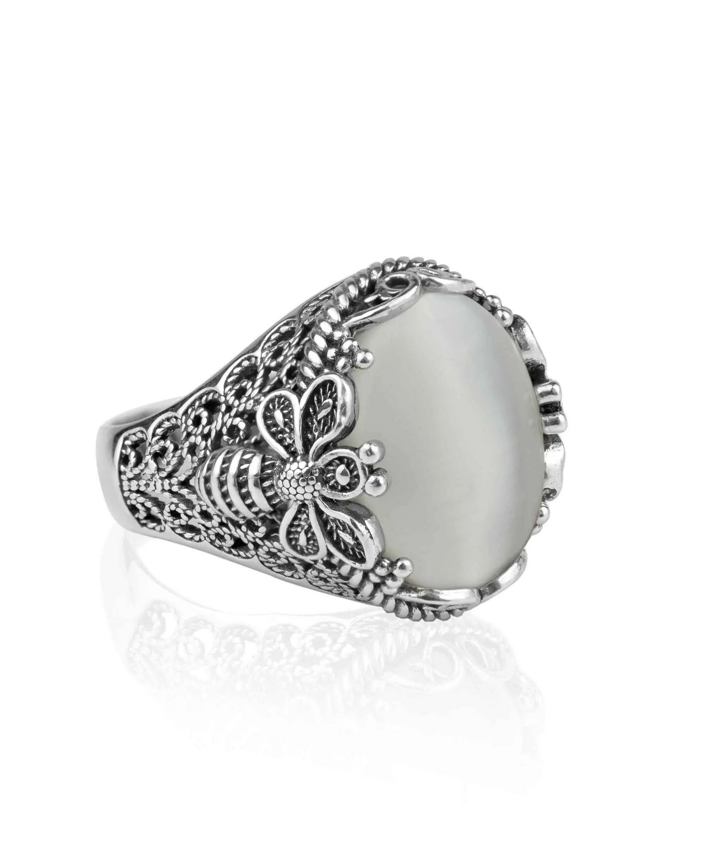 FiligranIst - Sterling Silver Queen Bee and Mother of Pearl Statement Ring