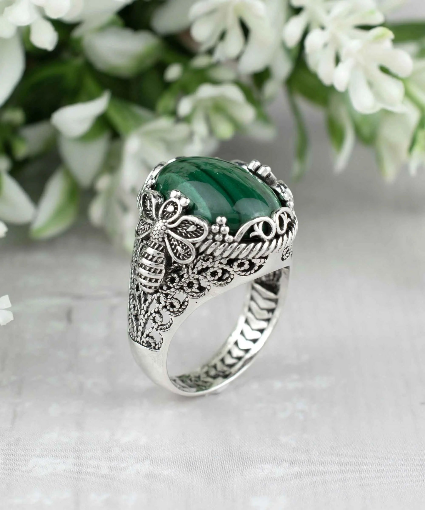 FiligranIst - Malachite Gemstone Bee Detailed Silver Statement Ring