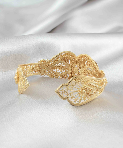 FiligranIst - Gold Plated Sterling Silver Filigree Art Mother of Pearl Gemstone Women Cuff Bracelet