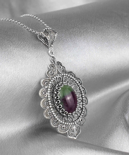 FiligranIst - Sterling Silver Filigree Art Ruby Zoisite Floral Oval Pendant Necklace