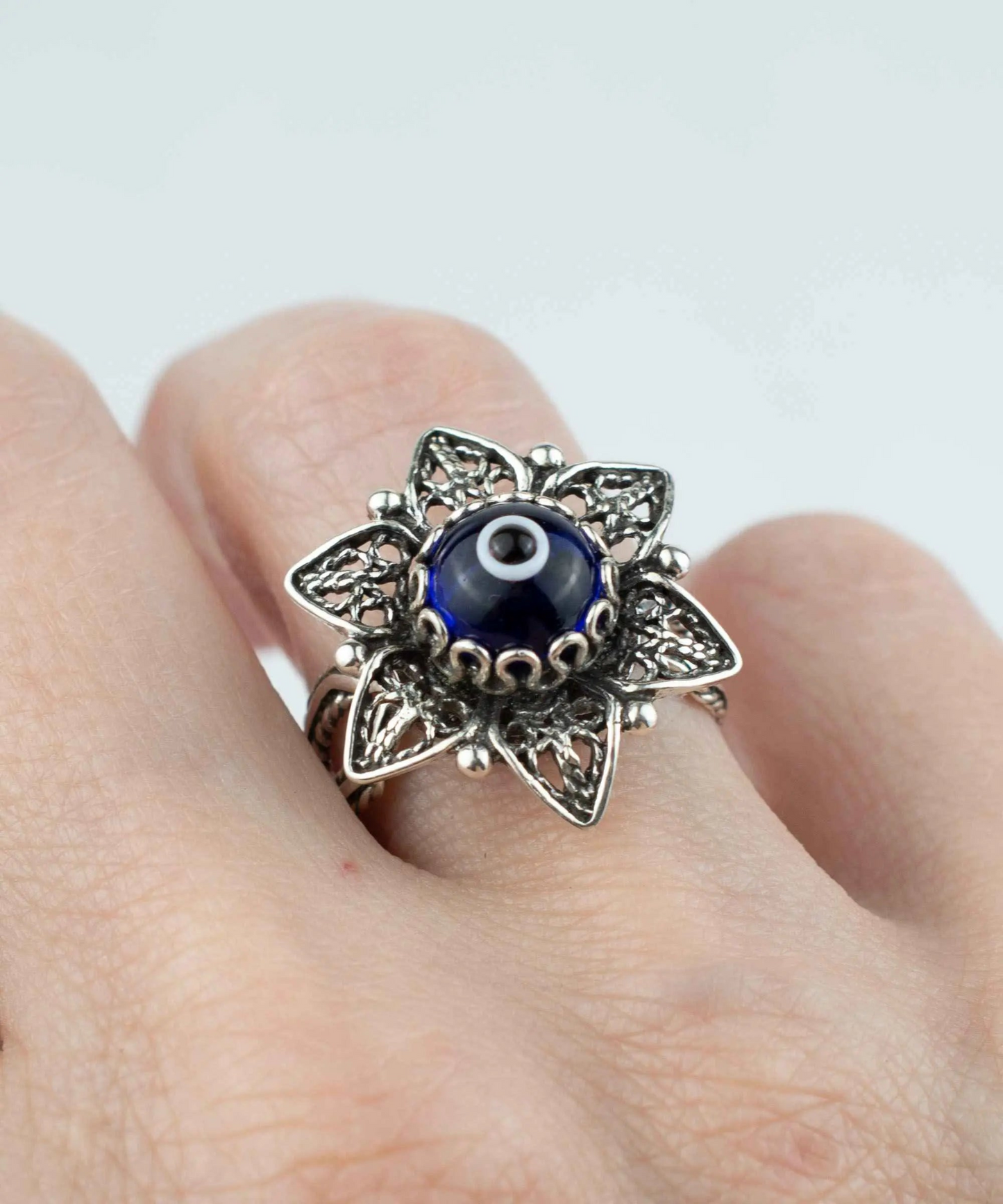 FiligranIst - Blue Evil Eye Daisy Filigree Silver Cocktail Ring