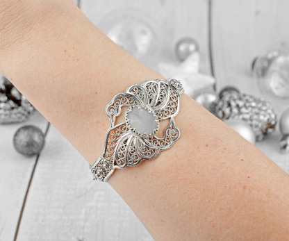 FiligranIst - Filigree Art Gray Moonstone Gemstone Double Swan Figured Women Silver Cuff Bracelet