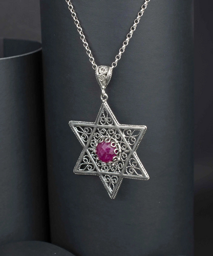 FiligranIst -  Ruby Corundum Gemstone Star of David Filigree Silver Pendant Necklace