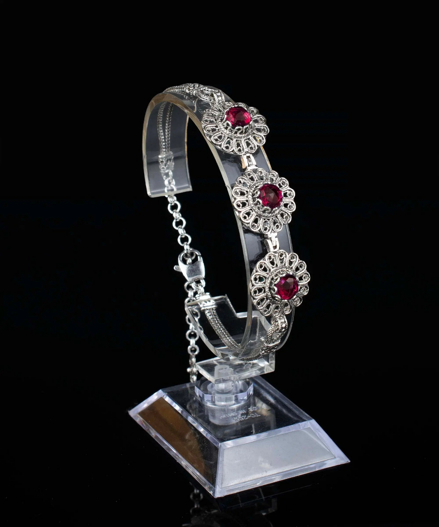 FiligranIst - Filigree Art Ruby Gemstone Women Silver Link Bracelet