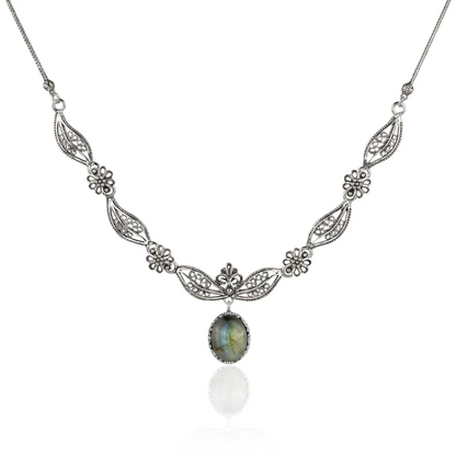 FiligranIst - Filigree Art Labradorite Gemstone Silver Princess Necklace