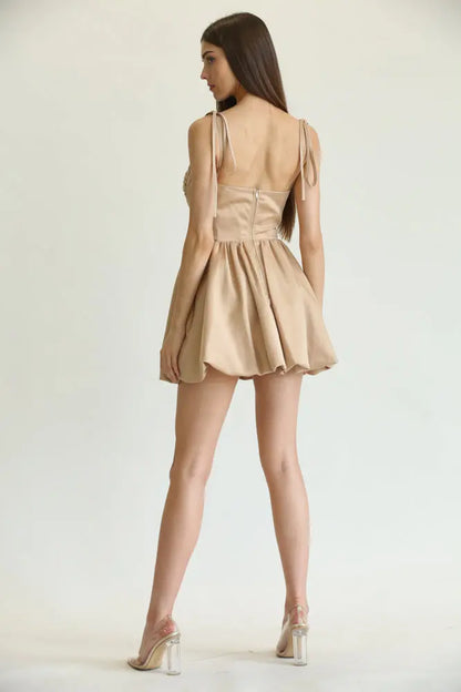 Dacio Colorblock Ribbed Cutout Dress with Gold Chain Detail | Rose Paulino