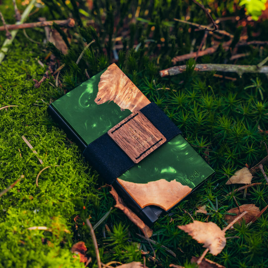 TruWood The Maverick Green Resin Wallet